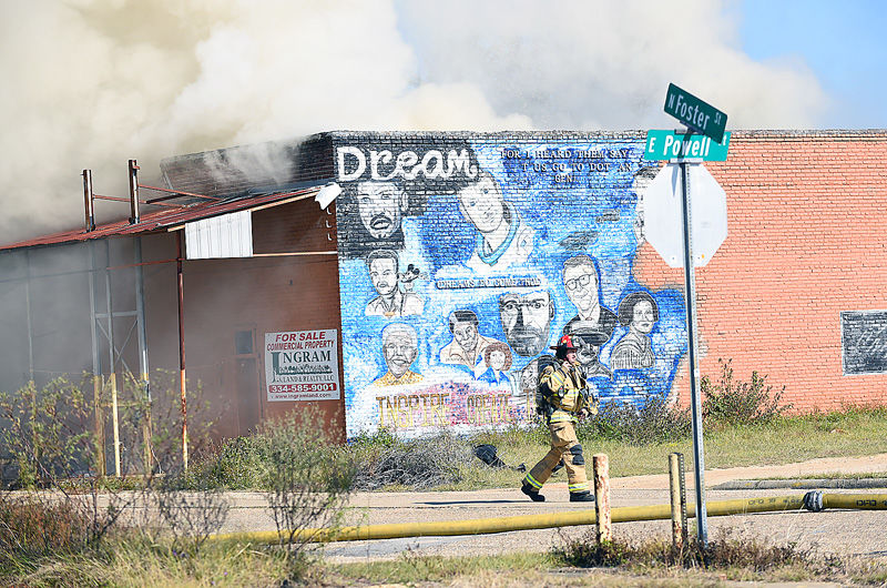 Fire destroys Meadow Gold building